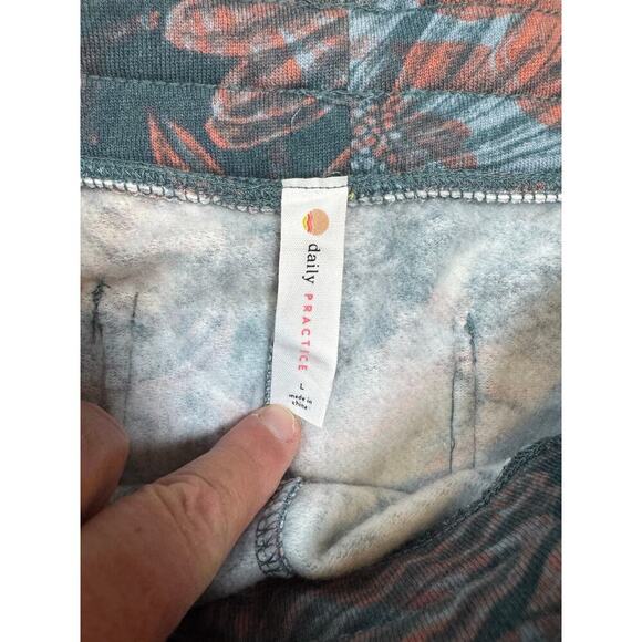 NWT - DAILY PRACTICE BY ANTHROPOLOGIE, Camilla Floral Jogger/Sweat Pants. LG - Picture 12 of 12